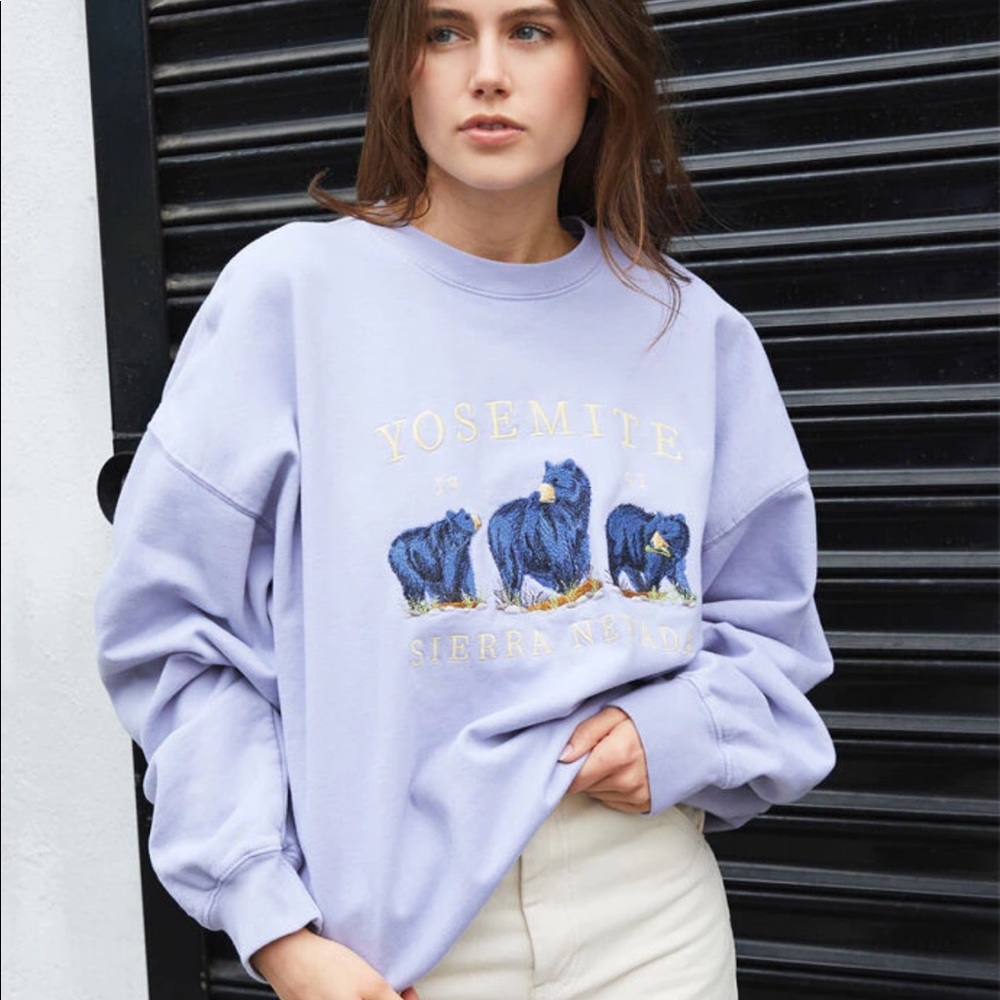 Brandy Melville crew neck!